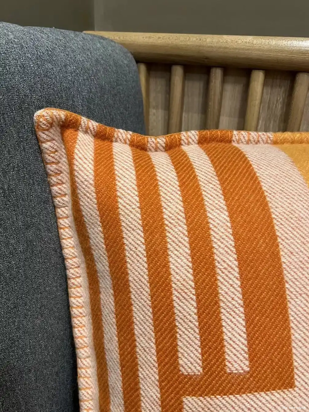 WOOL PILLOW HERMES THROW ITHAQUE 0519